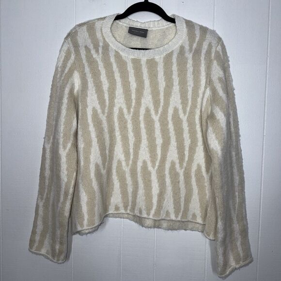 Wooden Ships Women’s Zebra Stripe Fuzzy Sweater Ivory Size M/L - Picture 1 of 6